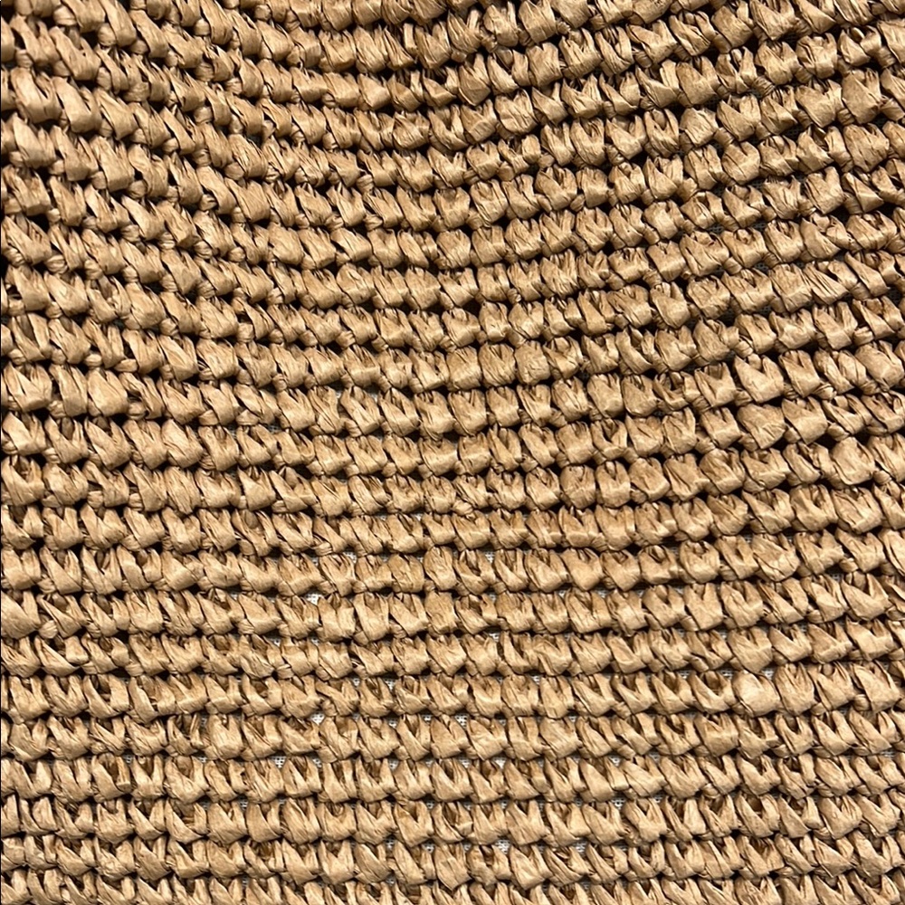 🌾 Tommy Bahama Tan Hobo Bag with Tassel - Picture 2 of 13